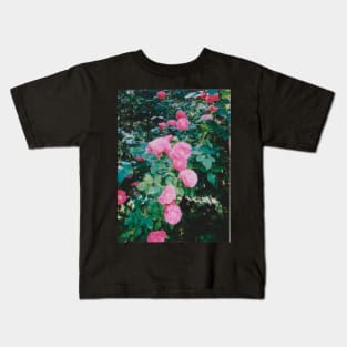 pink roses Kids T-Shirt